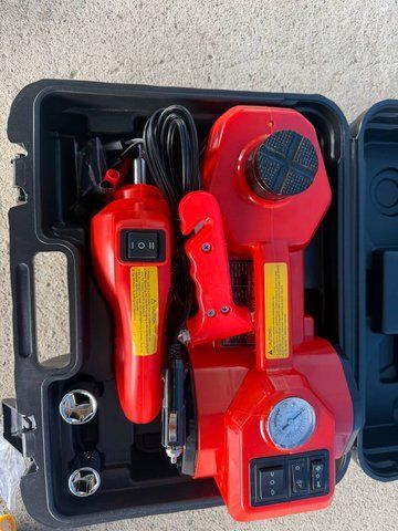 Автомобільний набір Car Repair Tool Kit CH-018 &mdash; електричний домкрат 5т + компресор 150PSI + електрогайковерт 12V, у кейсі (червоний) CH-018 фото